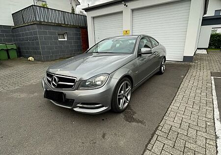 Mercedes-Benz C 180 BlueEFFICIENCY Coupé -