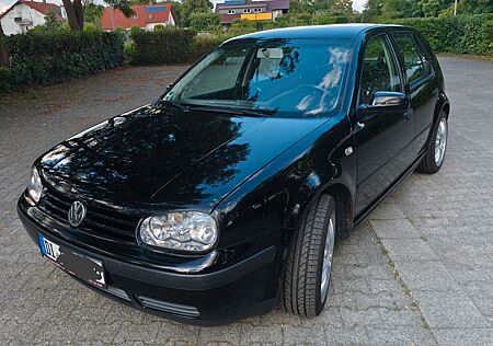 VW Golf Volkswagen 1.6 FSI Champ Champ