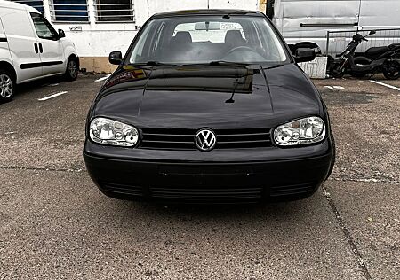 VW Golf Volkswagen 1.4 Basis