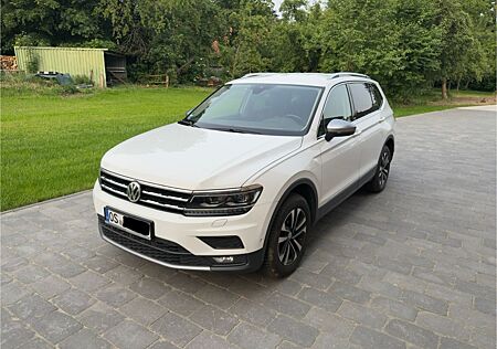 VW Tiguan Allspace Volkswagen 2.0 TDI DSG Matrix HUD 360 AHK