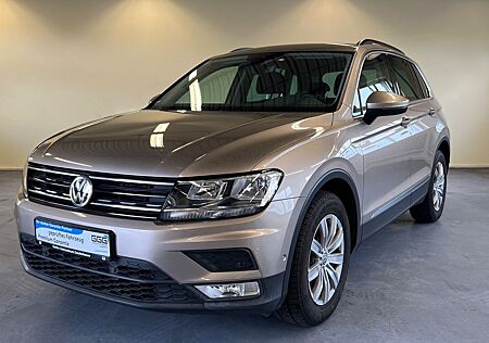 VW Tiguan Volkswagen Comfortline 2.0 TDI AHK+NAVI+ACC