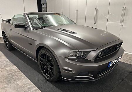 Ford Mustang 2013 GT Premium Cabrio (USA Import)