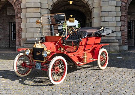 Ford Model T Touring/Zustand 1/Zeitkapsel