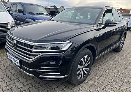 VW Touareg Volkswagen 3.0 V6 TFSI R-Line 4MOT Leder Luftfeder.