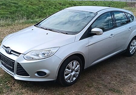Ford Focus 1,6 Ti-VCT 77kW Trend Trend