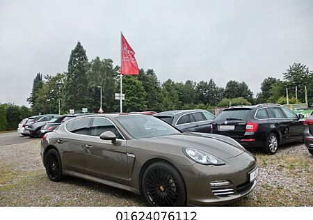Porsche Panamera 4 S/Aut./Navi/Xenon/Leder/GSD/21-Zoll