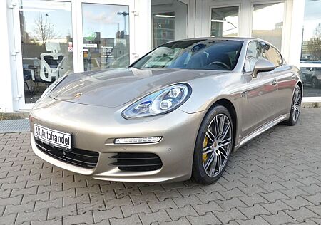 Porsche Panamera Diesel Keramik Burmester Fond-DVD 360°C