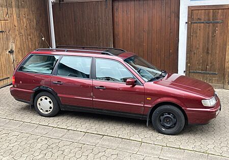 VW Passat Variant Volkswagen 1.8 GL GL