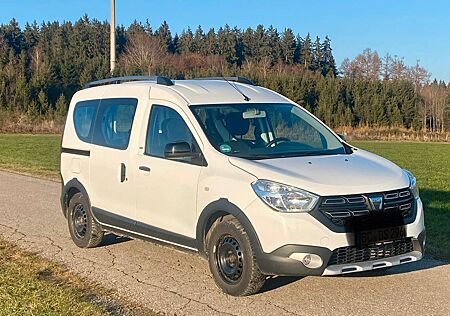 Dacia Dokker dCi 90 Stepway Celebration Stepway Ce...