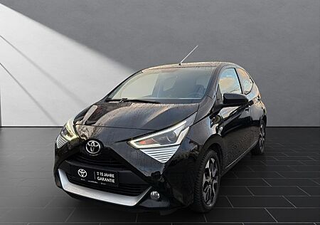 Toyota Aygo (X) -play club*ALLWETTER*CARPLAY*AUTOMATIK*