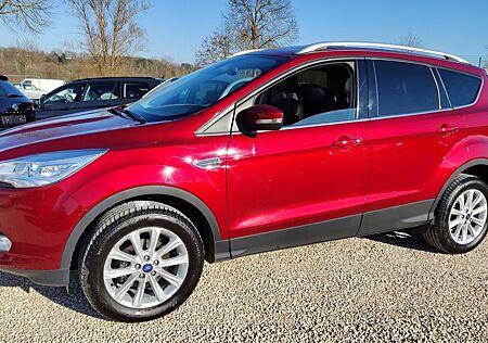 Ford Kuga Titanium Xenon* Navi* Leder* Panorama* EU6*