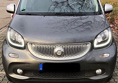 Smart ForFour gebraucht kaufen Smart ForFour Prime Garagenfzg./22.000km/TÜV u. ÖL NEU