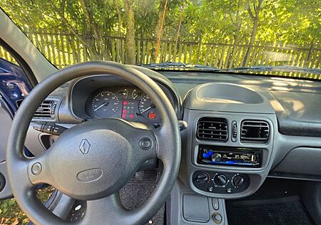 Renault Clio Basis 1.2 Basis