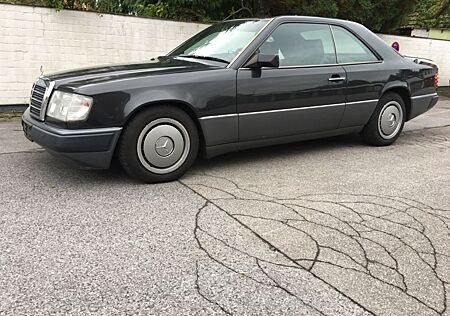 Mercedes-Benz CE 230