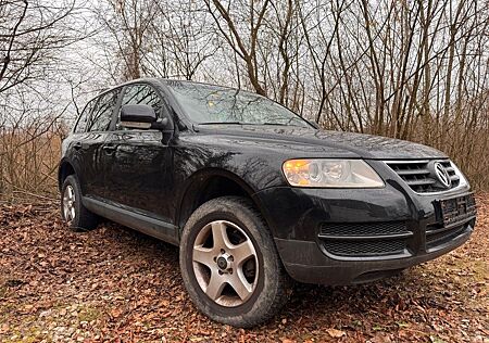 VW Touareg Volkswagen 2.5 R5 TDI Tiptronic Standard