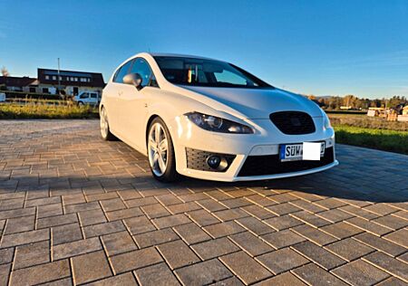 Seat Leon 2.0 T FSI FR DSG FR (wie VW GTI)