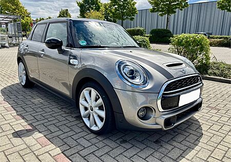 Mini Cooper S 5-Türer 60 Years Edition