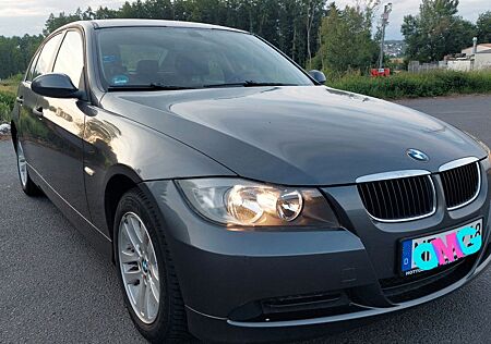 BMW 318i -