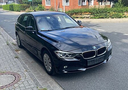 BMW 316d Touring Xenon Navi
