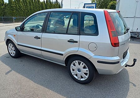 Ford Fusion 1.4 16V 80PS/ 1.HAND/ TÜV-NEU /KLIMA-AHK/
