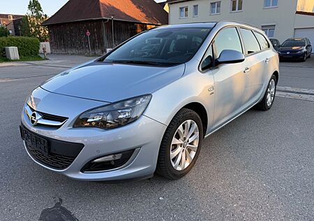 Opel Astra J Sports Tourer Active