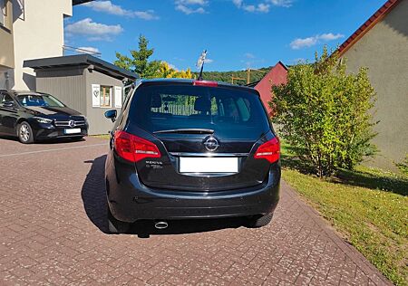 Opel Meriva 1.4 150 Jahre 103kW 150 Jahre