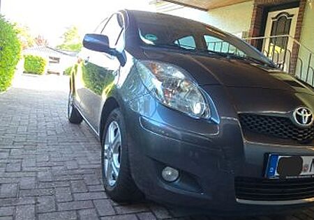 Toyota Yaris 1,33-l-Dual-VVT-i Life Life