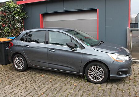 Citroën C4 e-HDi 110 Exclusive EGS6