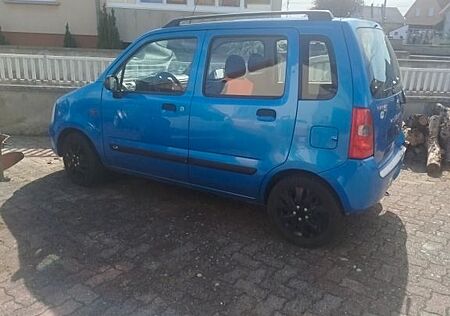 Suzuki Wagon R + 1,3 Club Club