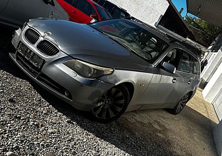 BMW 525d E61 touring* AHK, LEDER, PANO, TÜV 03-26