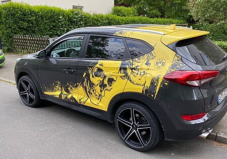 Hyundai Tucson blue 1.6 GDI Intro Edition 2WD Intro ...