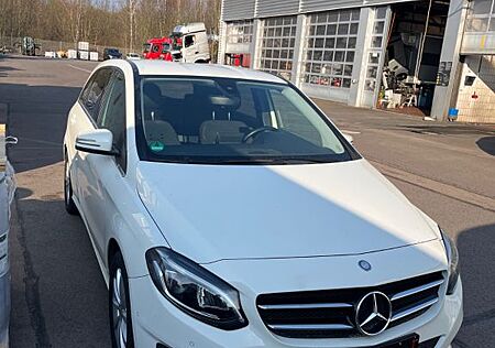 Mercedes-Benz B 180 d -