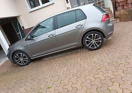 VW Golf Volkswagen 2.0 TDI DSG BMT Edition Edition