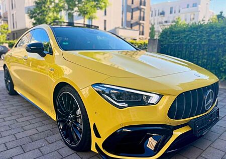 Mercedes-Benz CLA 35 AMG Mercedes-AMG CLA 35 4MATIC DCT Me...