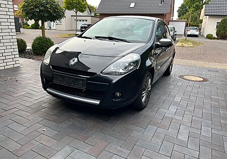 Renault Clio Night & Day 1.2 16V 75 Eco2 Night & Day
