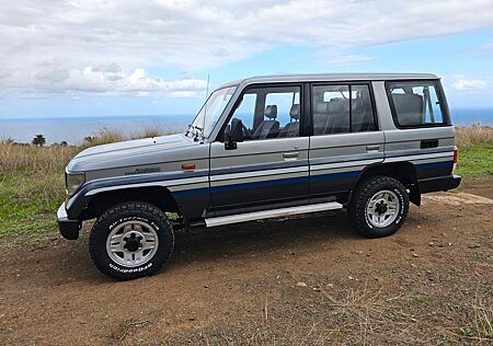 Toyota Land Cruiser LJ77 2.5TD Originalzustand