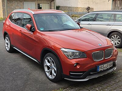 BMW X1 sDrive18i xLine 8 fach bereift