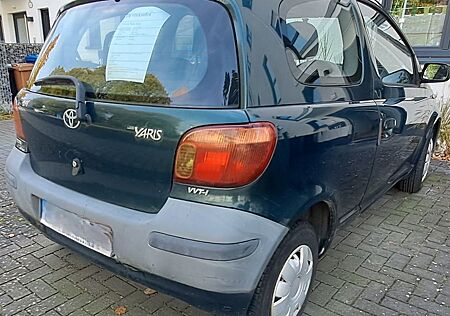 Toyota Yaris 1.0 - Base