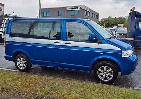 VW T5 Multivan Volkswagen Bus 2.5 TDI AHK Klima