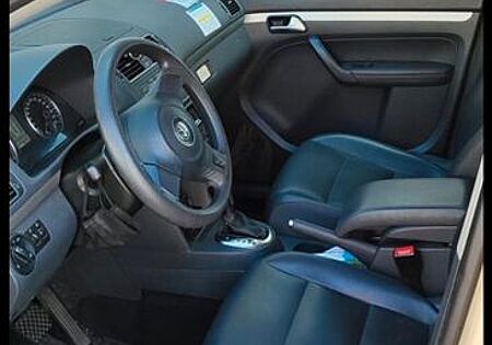 VW Touran Volkswagen 2.0 TDI