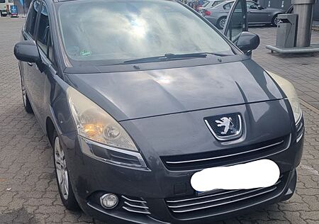 Peugeot 5008 2.0 Platinum HDi FAP 150 Platinum