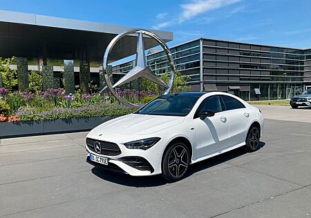 Mercedes-Benz CLA 250 e 360°KAMERA+PANORAMA+CARPLAY