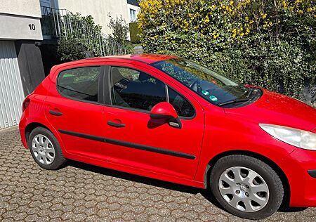 Peugeot 207 *TÜV*Klimaanlage*Unfallfrei