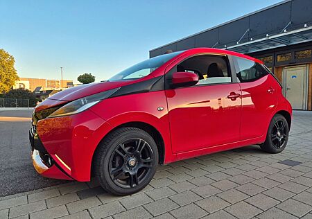 Toyota Aygo (X) Aygo -play touch
