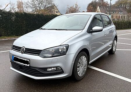 VW Polo Volkswagen 1.2 TSI 66kW DSG - Trendline wenig KM