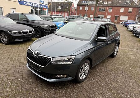 Skoda Fabia Style*NAVI*SHZ*KLIMAAUTOMATIK***