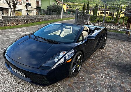Lamborghini Gallardo Spyder 5.0 -