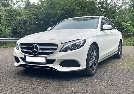 Mercedes-Benz C 220 d AVANTGARDE