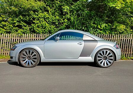Audi TT Coupe 1.8T -