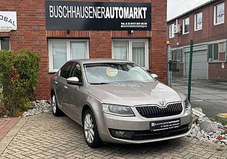Skoda Octavia Lim. Elegance - 1. Hand - TÜV 06/2027